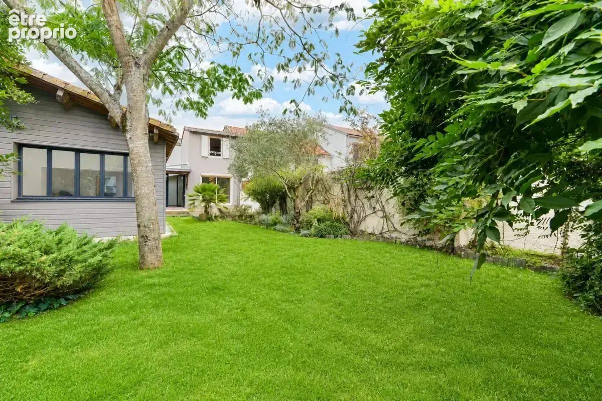 Maison de 6 pièces de 175 m² située à Rezé - photo 24