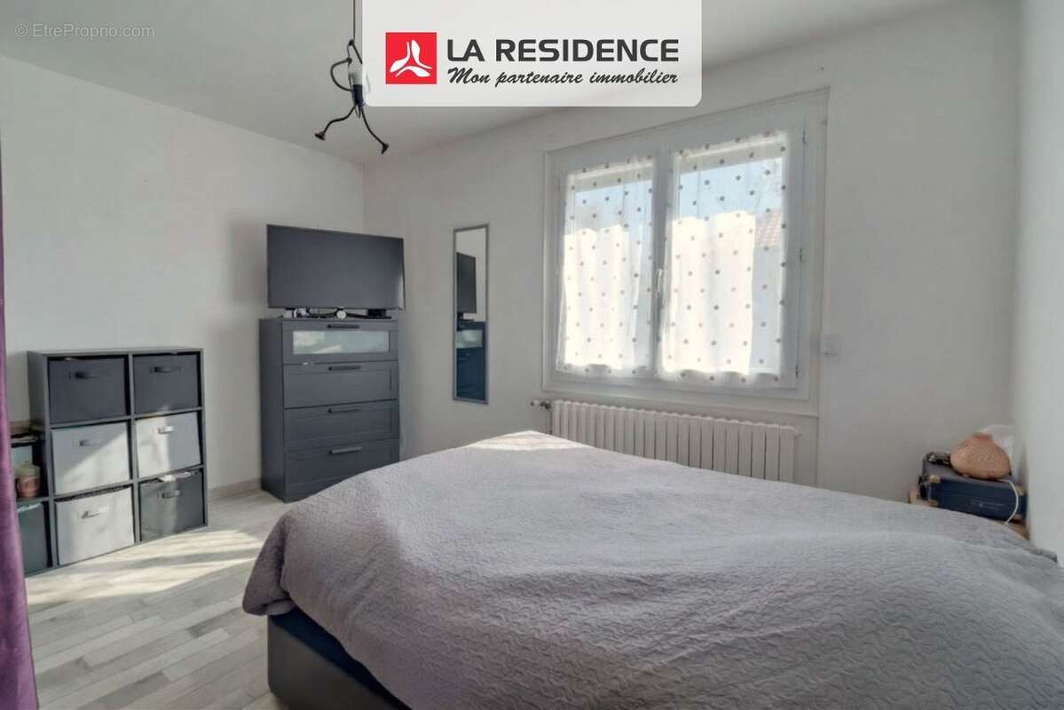 Maison à CRIQUEBEUF-SUR-SEINE