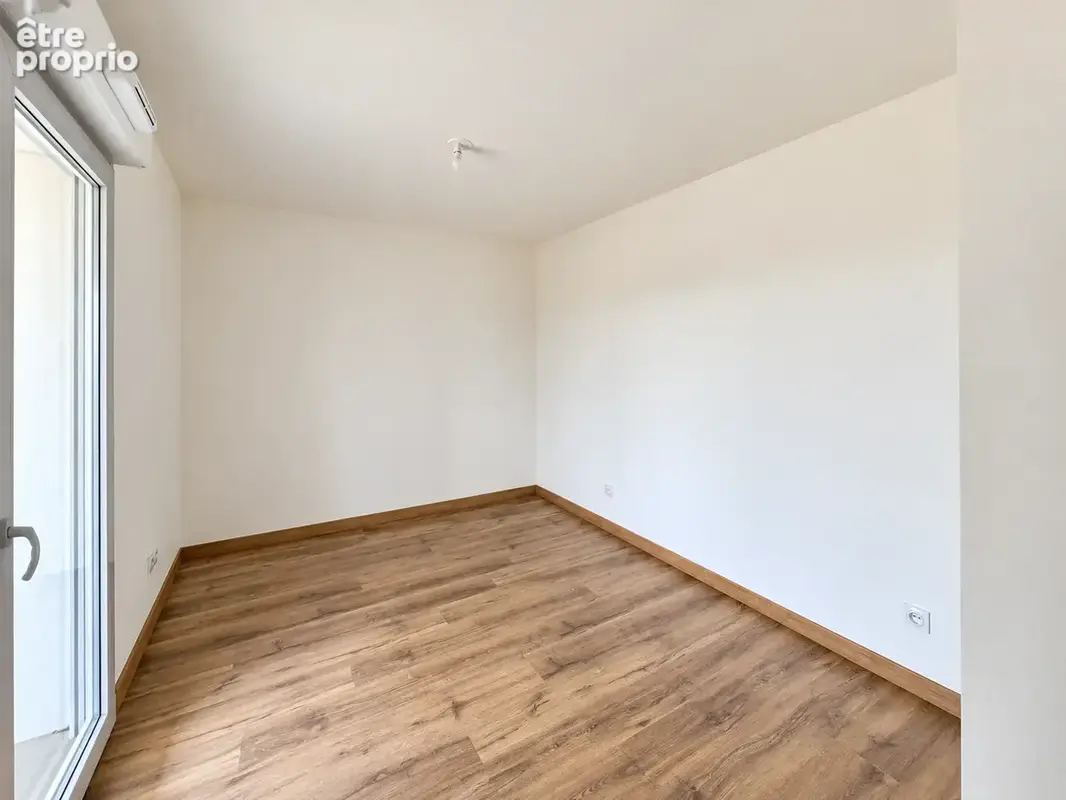 Appartements T4 - Immeuble Saint Romain en Gal - photo 15