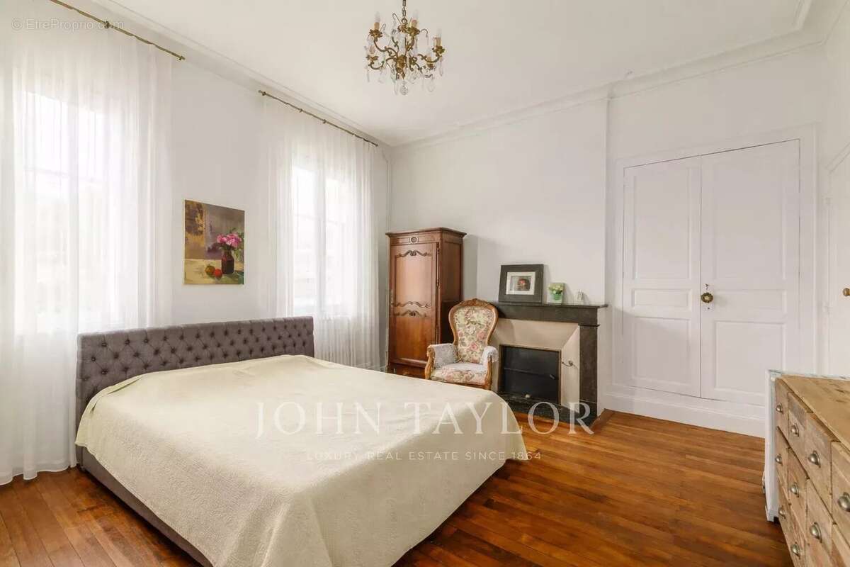 Maison à BORDEAUX