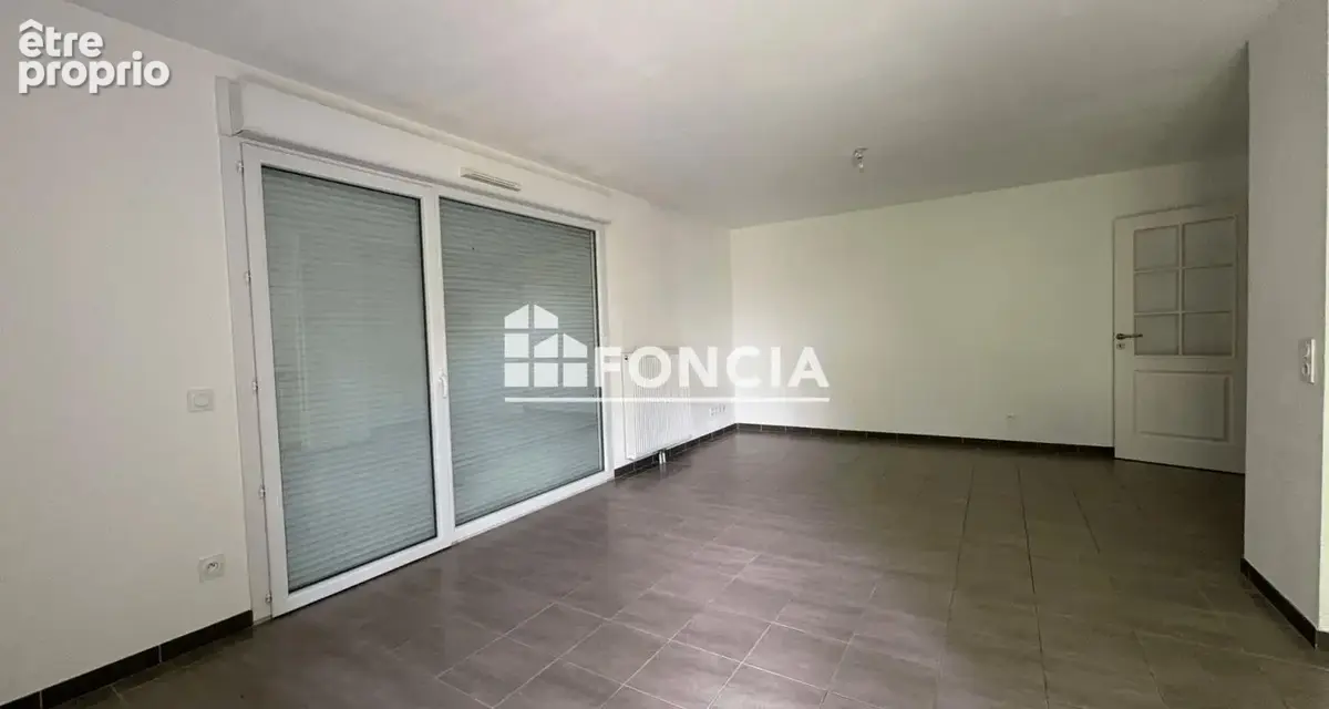 Tres bel appartement T3  de 65m2 rez de jardin secteur saint ferjeux - photo 3