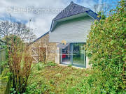Maison à SAINT-CARADEC-TREGOMEL