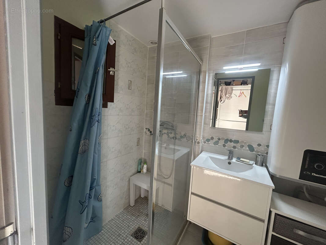 Appartement à LES MATHES