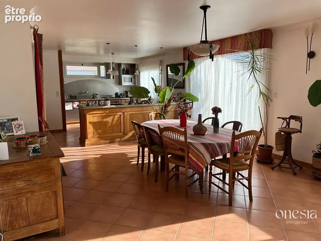 Maison 6 pièces 250 m² à vendre à Lescar (64230) - photo 3