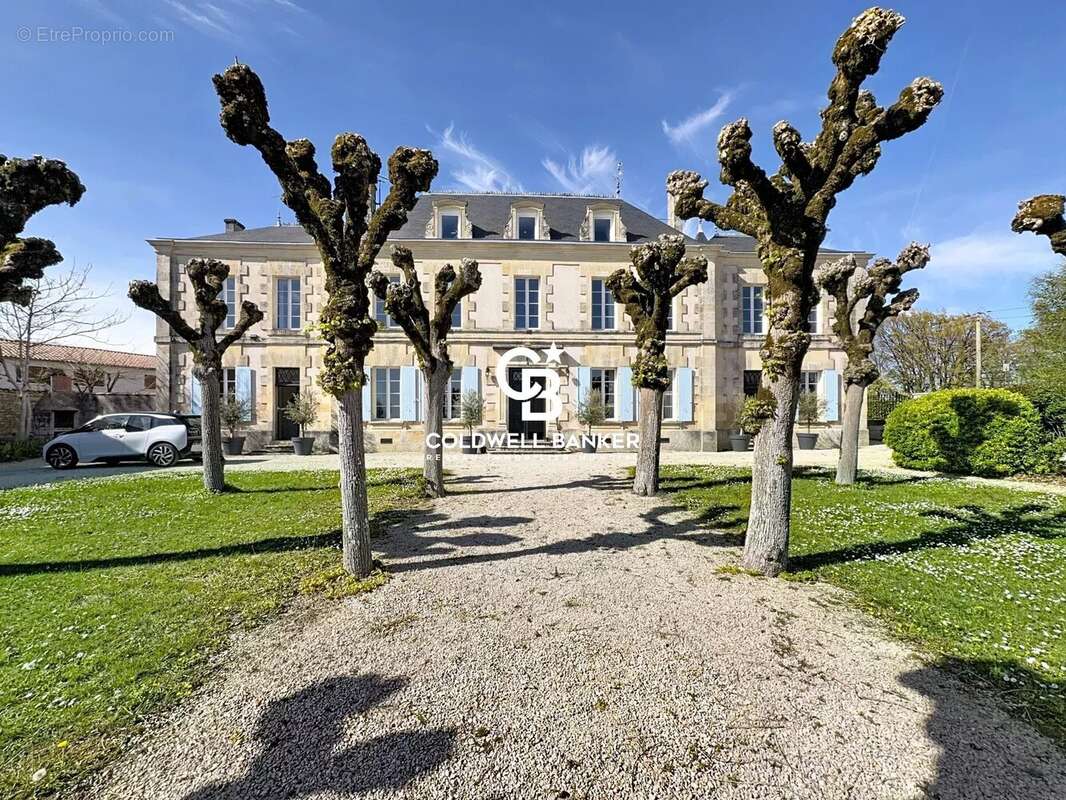 Maison à AUMAGNE