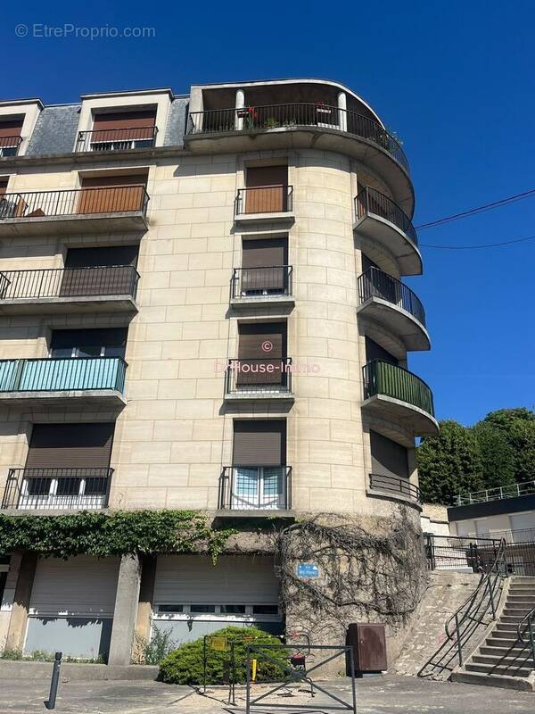 Appartement à MELUN