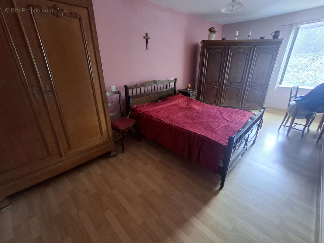 À vendre a Le Loroux : grande maison avec 6 pièces - photo 6