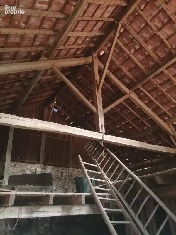 Maison mitoyenne, grange, 7 660 m2, travaux - photo 11