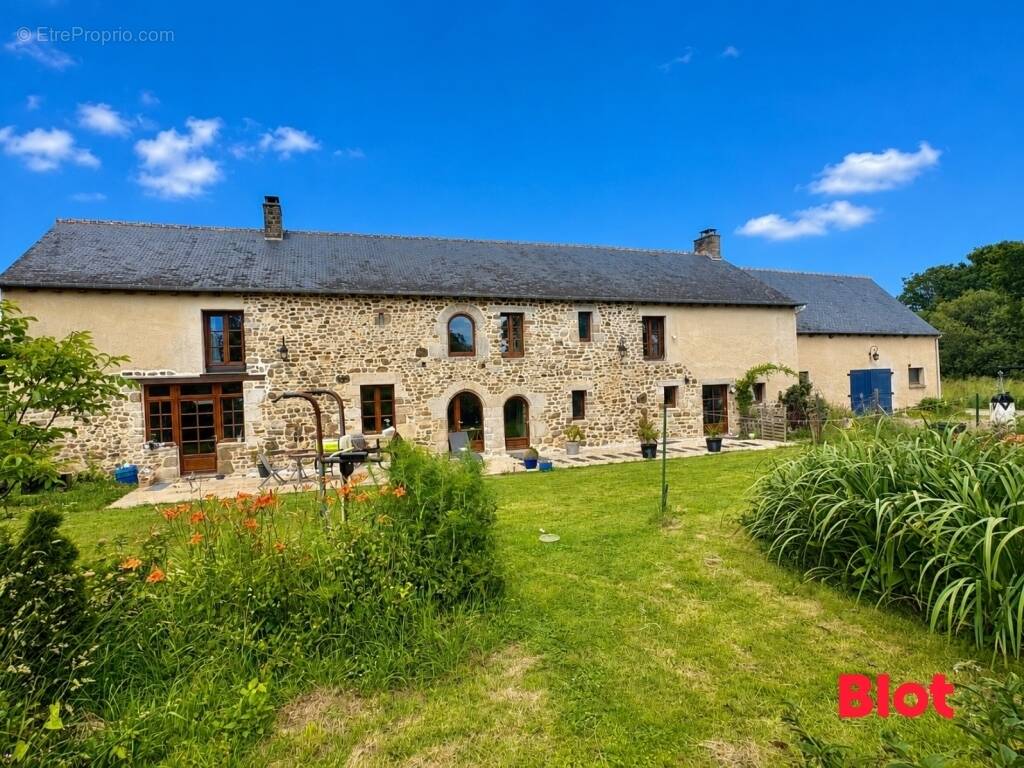 Maison à MEDREAC