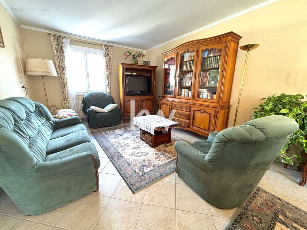 Maison à CORBEIL-ESSONNES