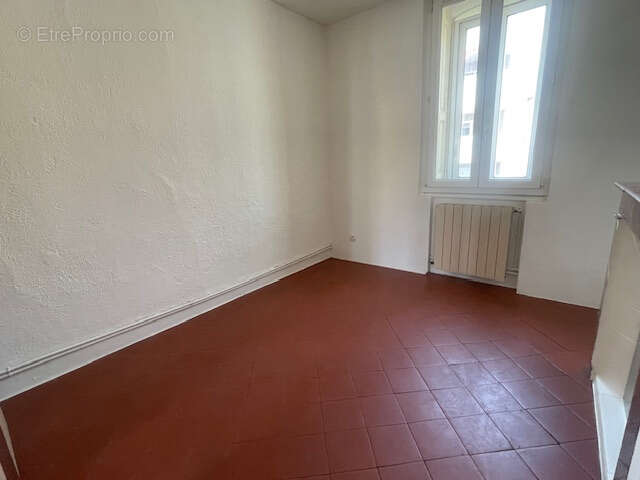 Superbe T3 avec terrasse proche centre ville PERPIGNAN - photo 8