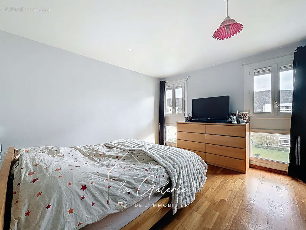 Appartement à ECHIROLLES