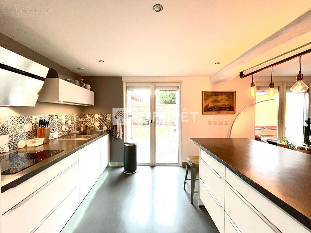 Maison à BELLEVILLE