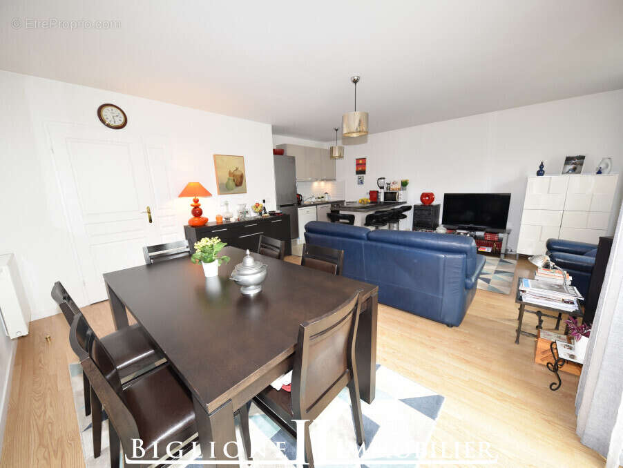 Appartement à VAIRES-SUR-MARNE