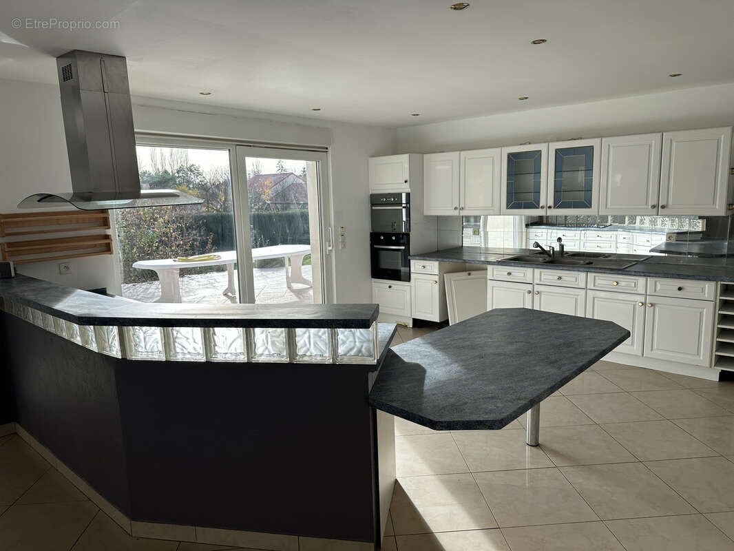 Maison à COURCELLES-CHAUSSY