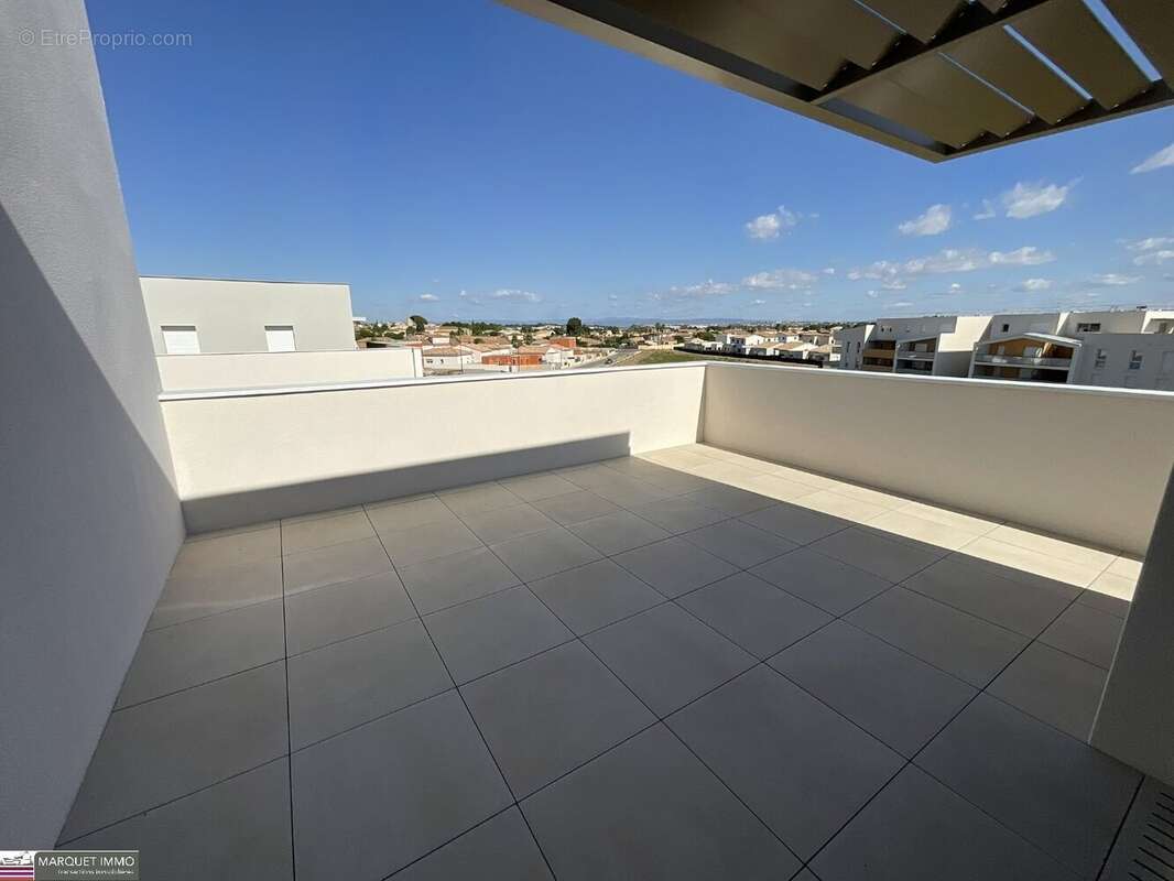 Appartement à SAUVIAN