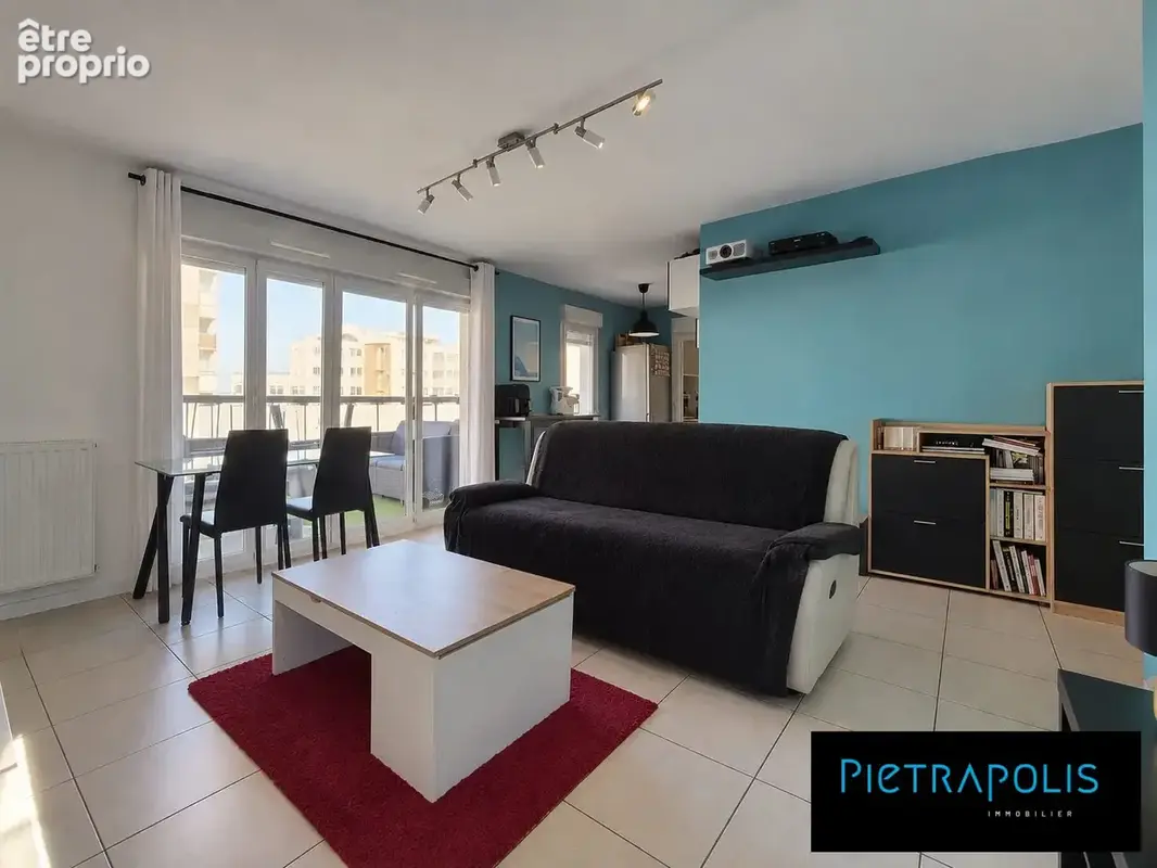 Appartement 3 pièces 64 m² à vendre à Vaulx-En-Velin (69120) - photo 2