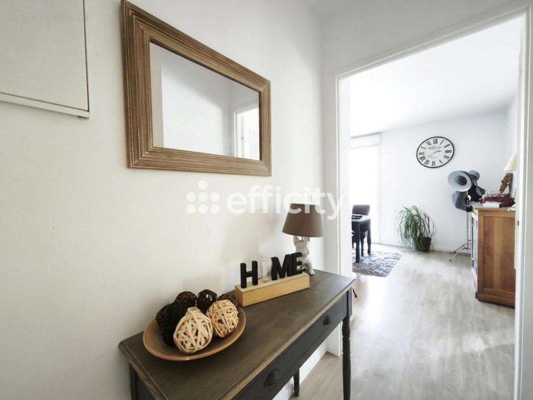 Appartement à WATTIGNIES