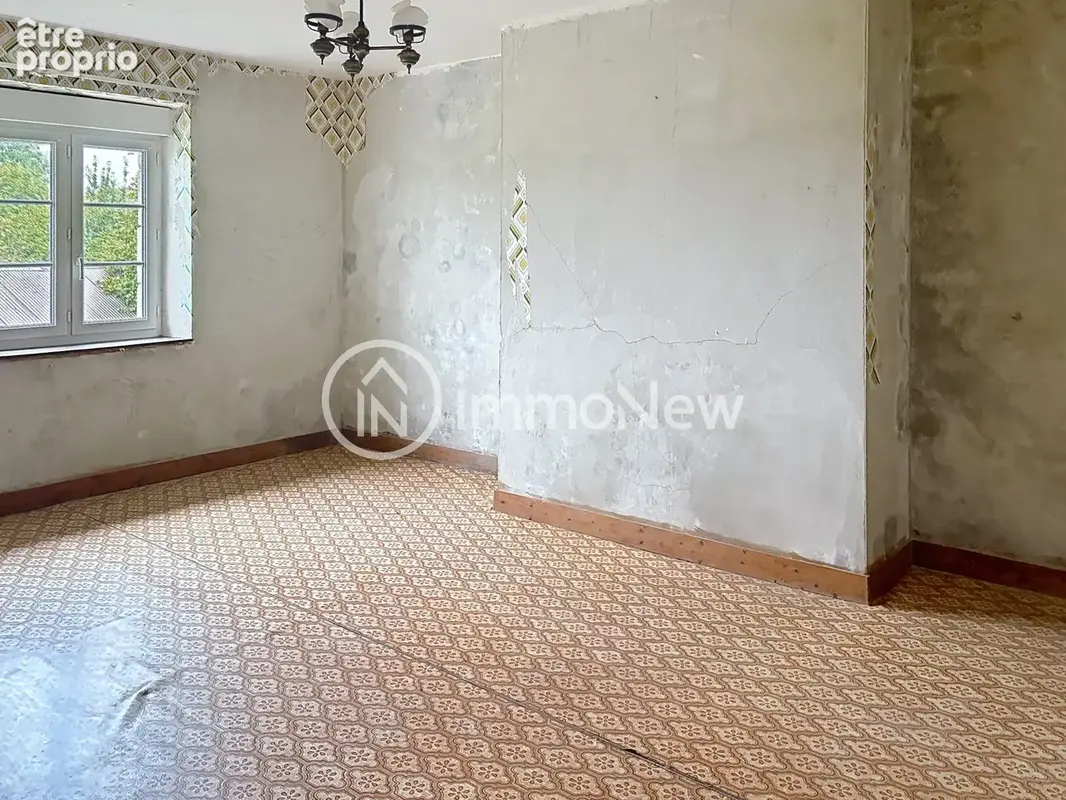 Maison a renover 105 m2 au calme sans voisin proche sur terrain 817 m2 - photo 6