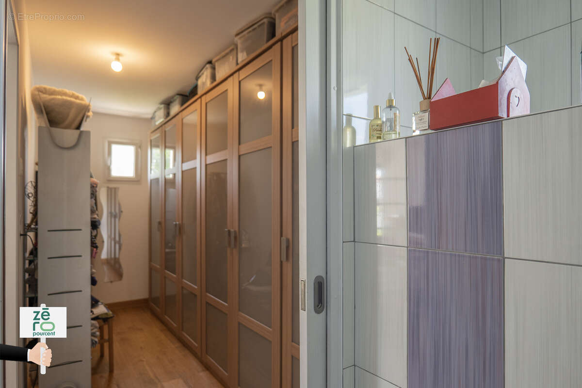 Maison à LE PERRIER