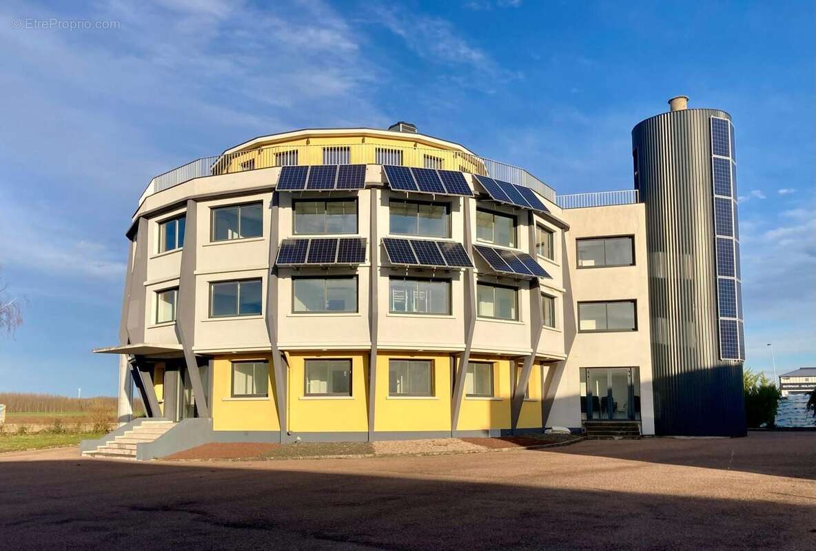 Commerce à TORCY-LE-GRAND