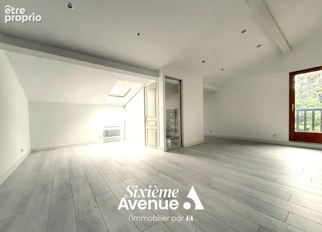 Maison Bessens 4 pièce(s) 150 m2 - photo 9