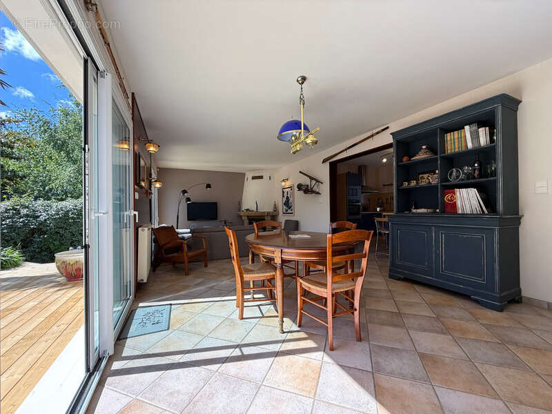 FOUESNANT (29) - Maison 4 chambres - 152 m² habitables - Sans vis à vis - Piscine - Garage - Carport - photo 13