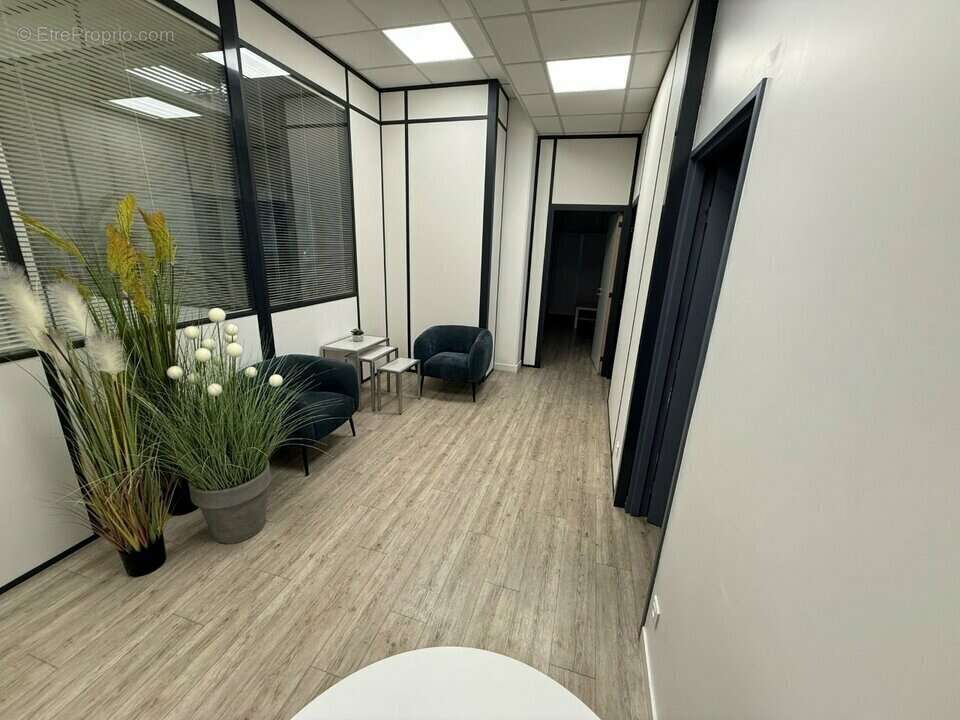 Commerce à LEVALLOIS-PERRET