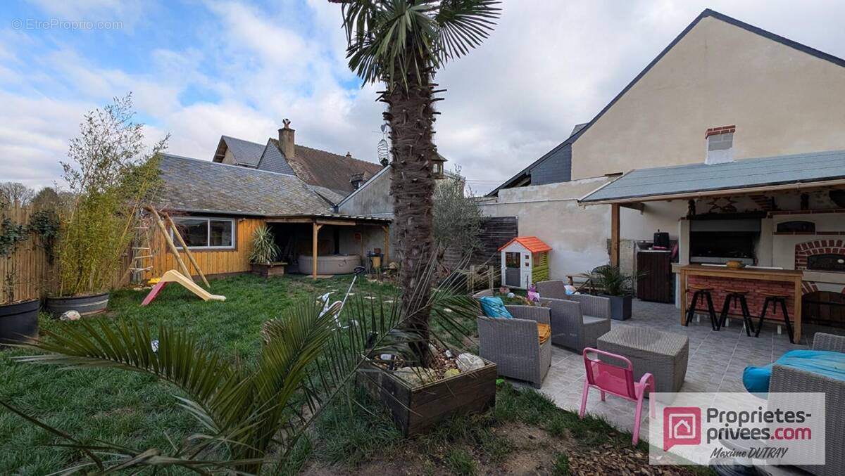 Maison à CHATEAU-RENAULT