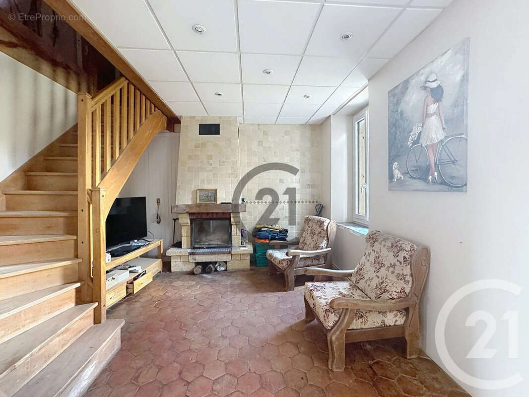 Maison 169 m² à Montmachoux  - photo 4