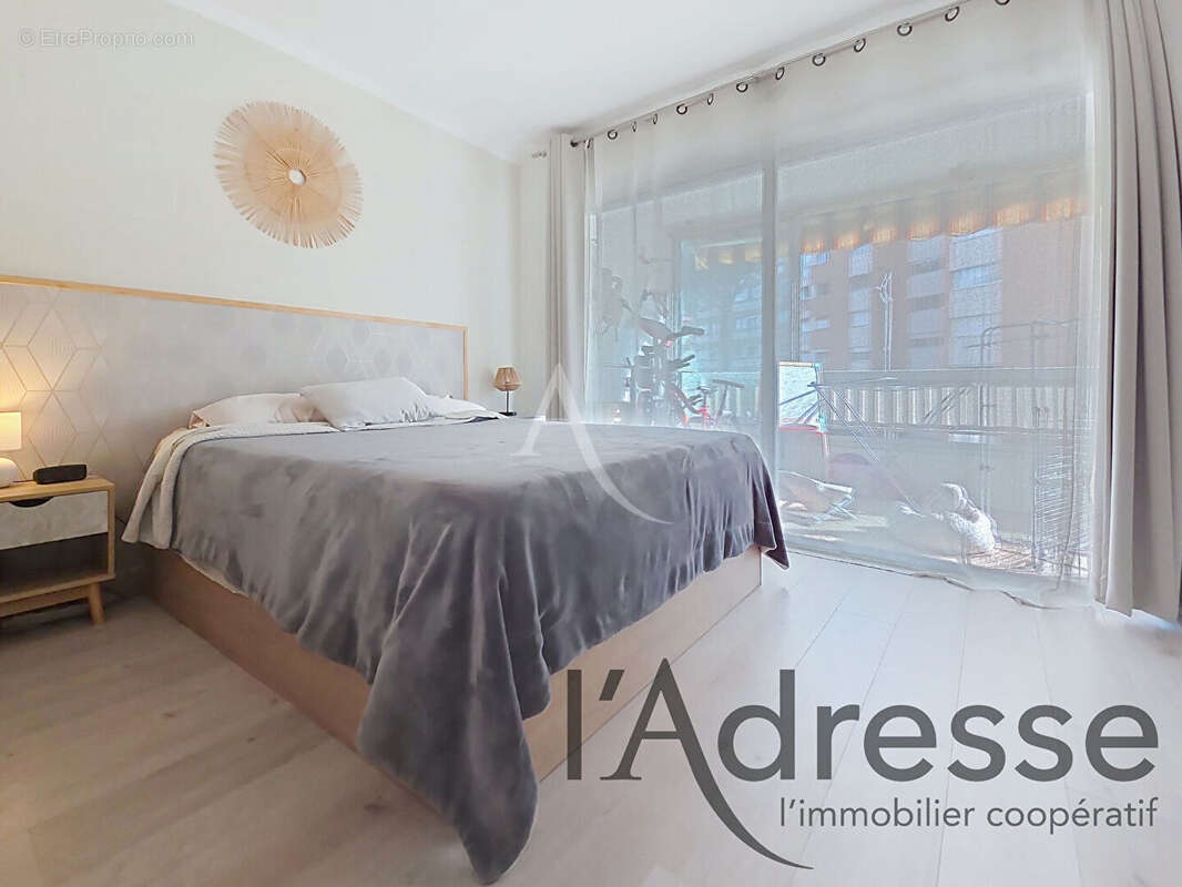 Appartement à MANDELIEU-LA-NAPOULE