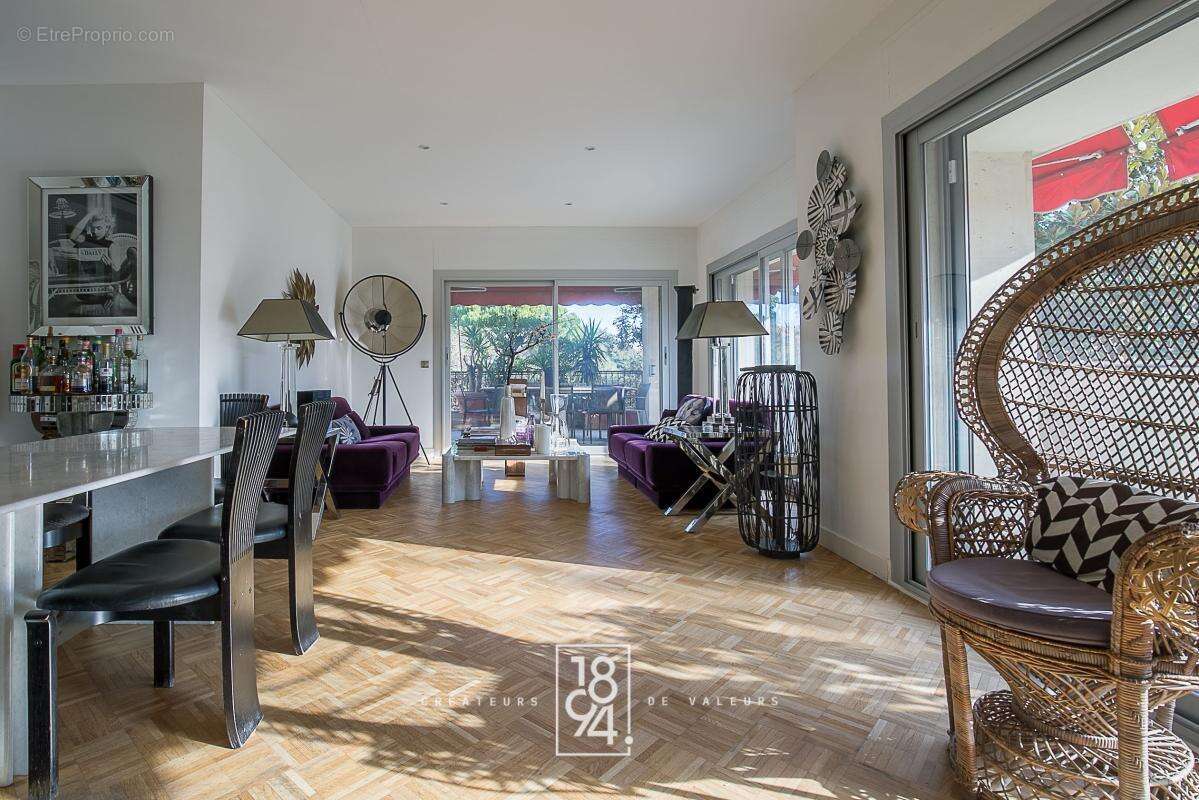 Appartement à MARSEILLE-8E