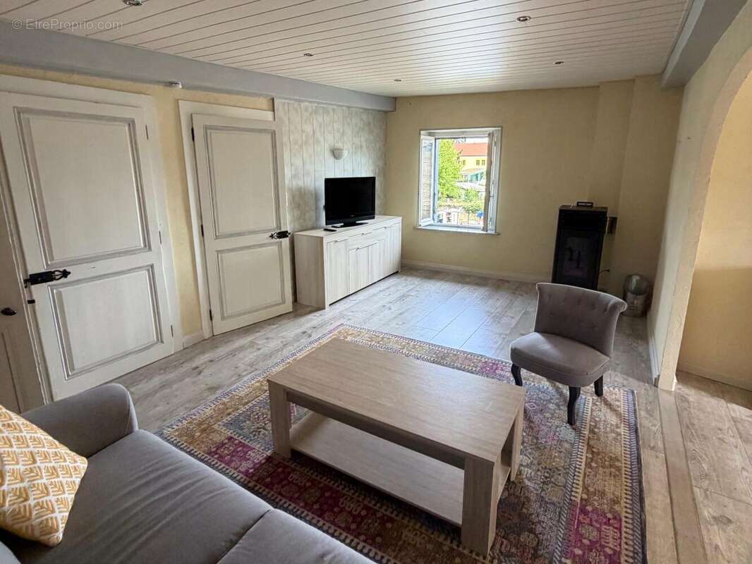 Photo 4 - Appartement à ROUGEMONT