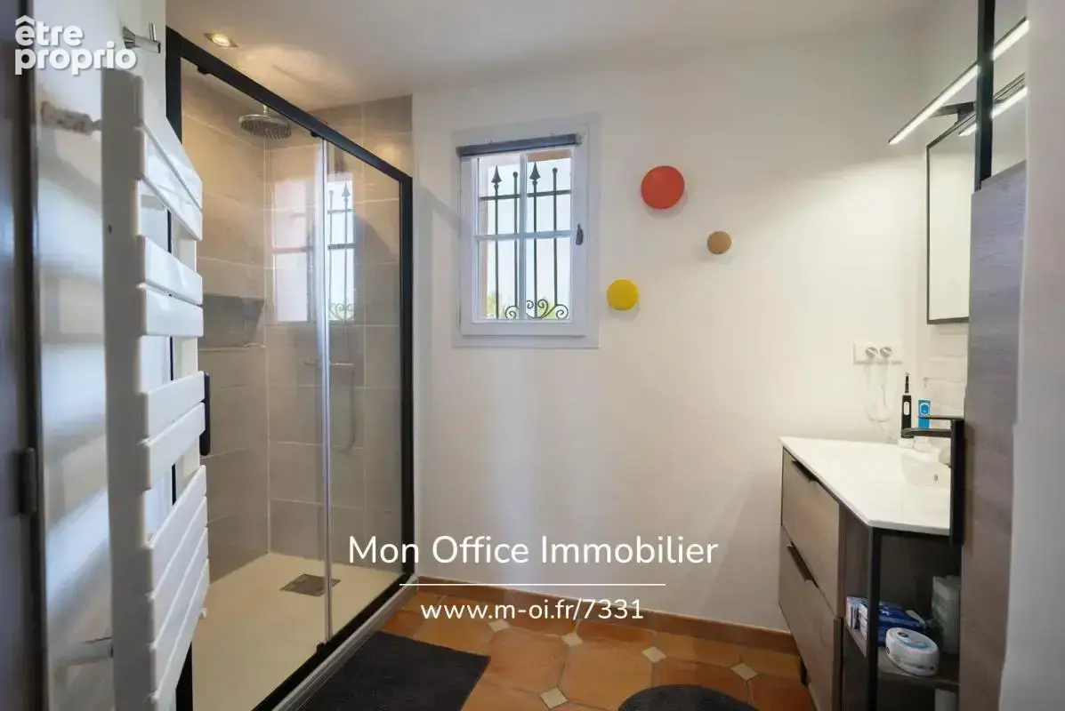 Référence : 7331-PAN - Maison 5 pièces de 130 m² avec piscine à Puyricard - photo 16