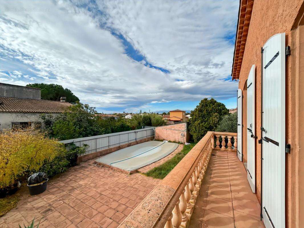 Maison à LAPALUD