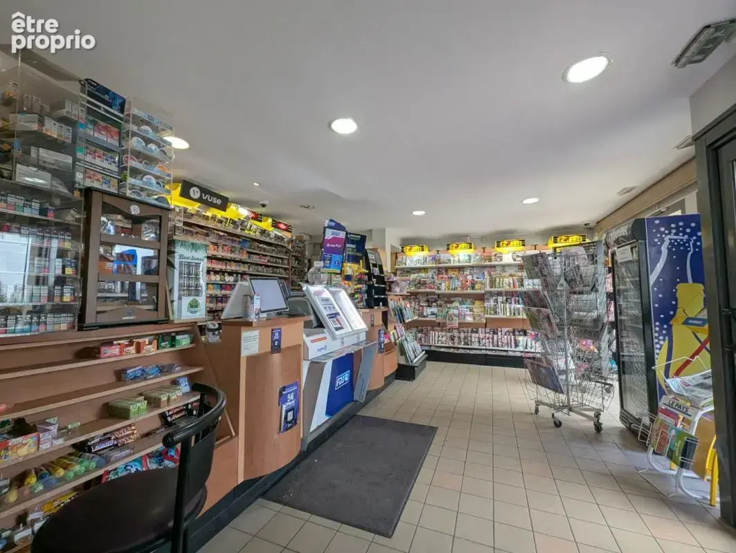Commerce 240 m² à Mably  - photo 4