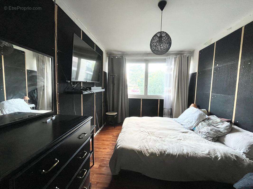 Appartement à FONTENAY-LE-FLEURY