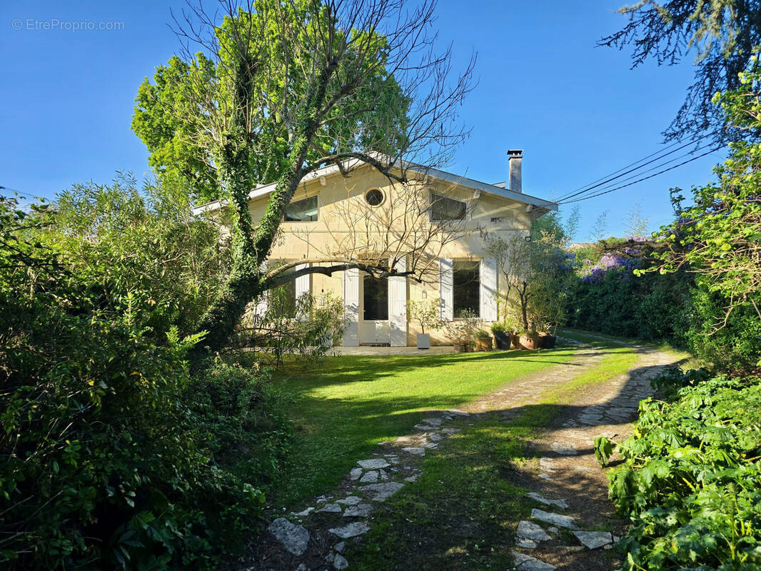 Maison à GRADIGNAN