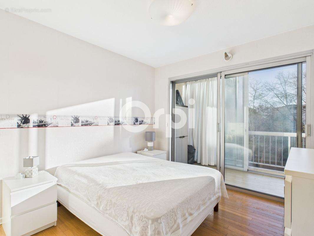 Appartement à MANDELIEU-LA-NAPOULE