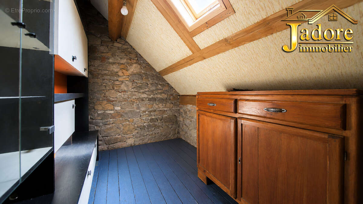 Maison 118 m² à Anould  - photo 16