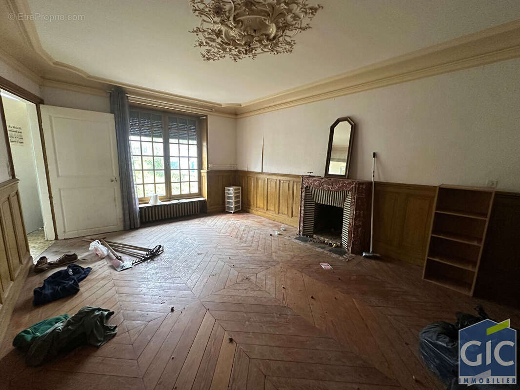 Maison à HEROUVILLETTE