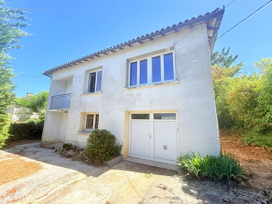Maison à CAHORS