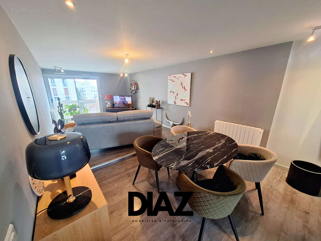 Appartement à NIMES