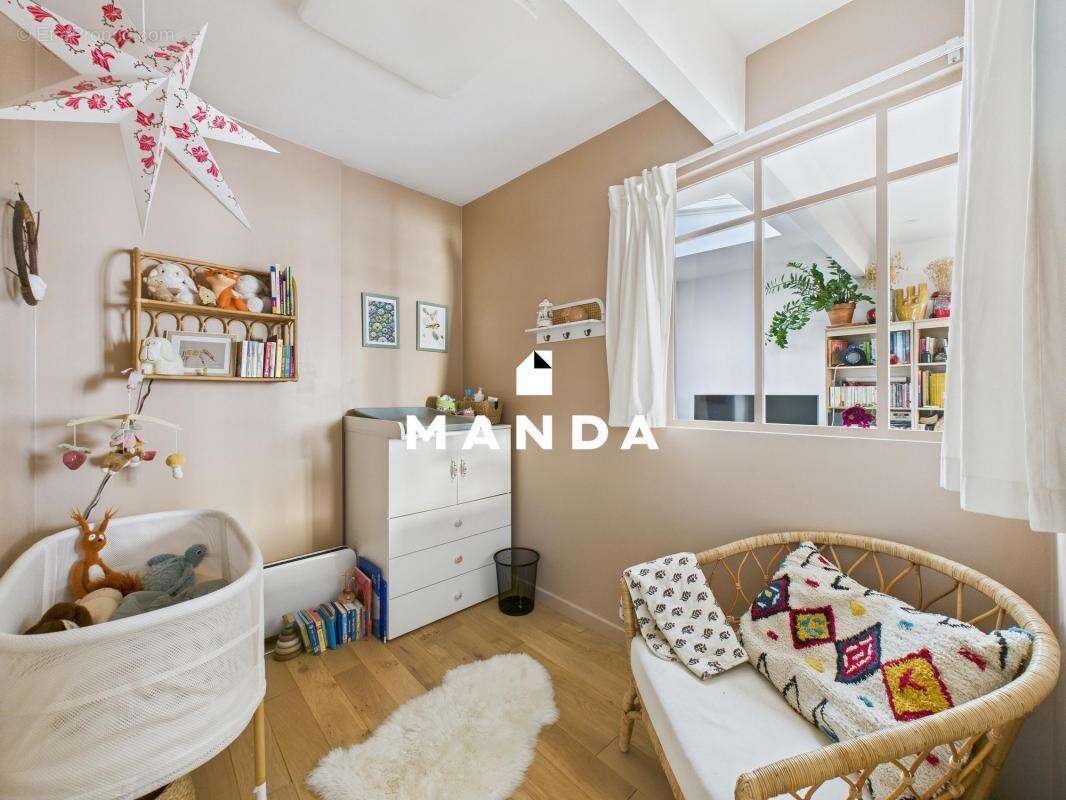 Appartement à PARIS-15E