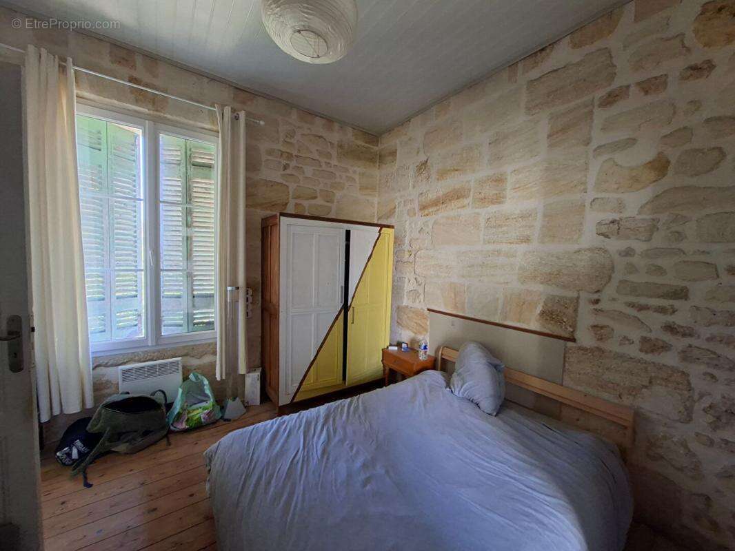 Maison Saint Julien-Beychevelle Médoc à 35 mn de Bordeaux  7 pièce(s) 160 m2 - photo 14