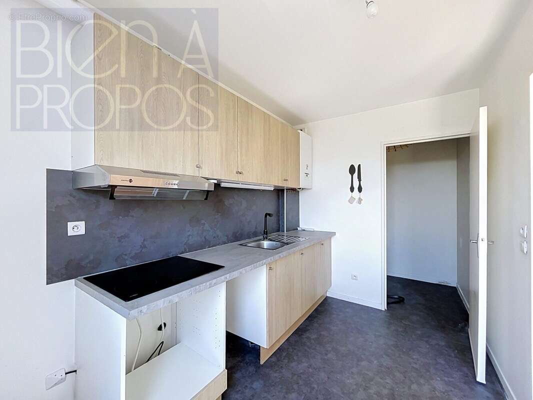 Appartement 80 m² à Creteil  - photo 5