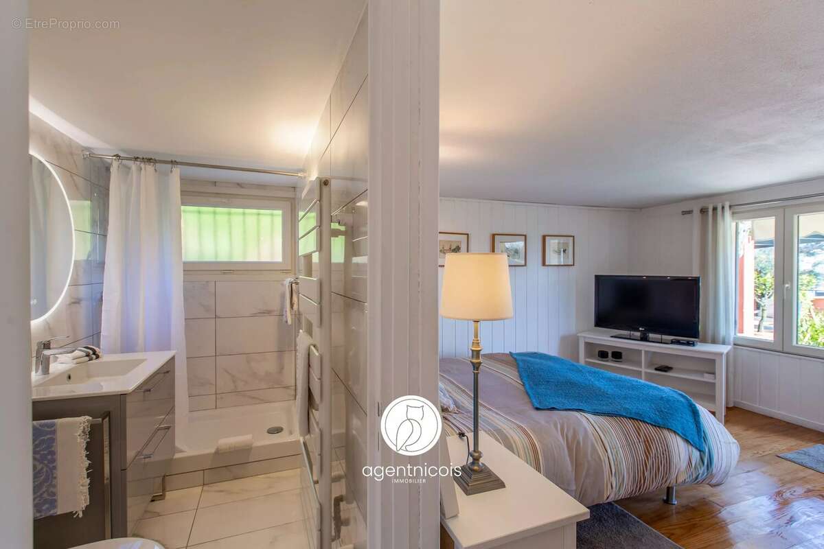 Maison à SAINT-JEANNET