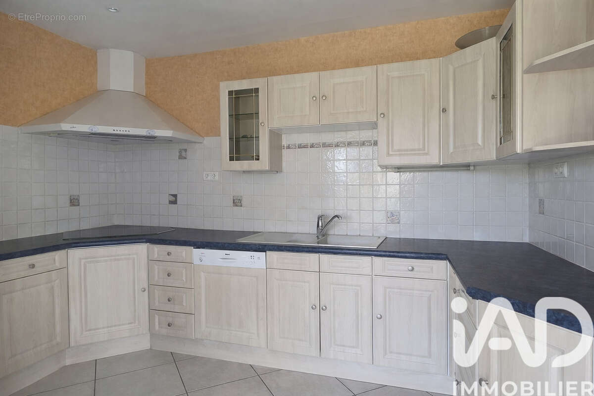 Maison 85 m² à Petiville  - photo 3