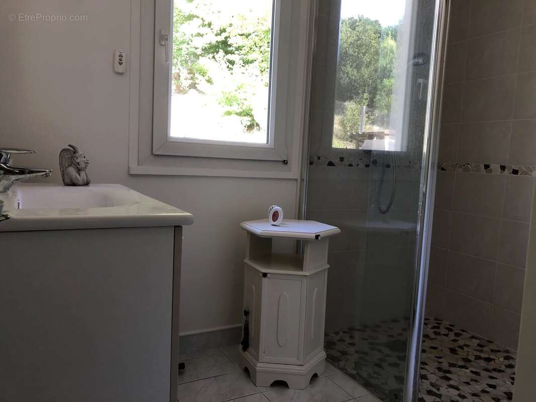 Maison familiale 3 chambres – Véron (89510) - photo 11