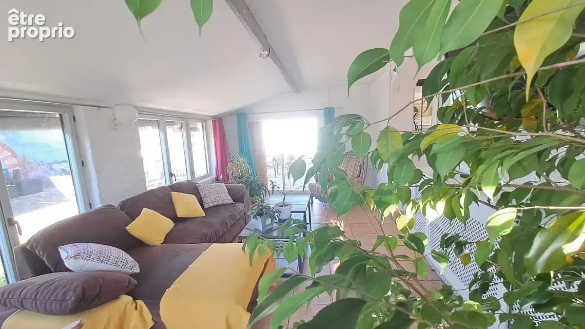 Villa familiale avec piscine  7pièce(s) 142.2 m2 - photo 4